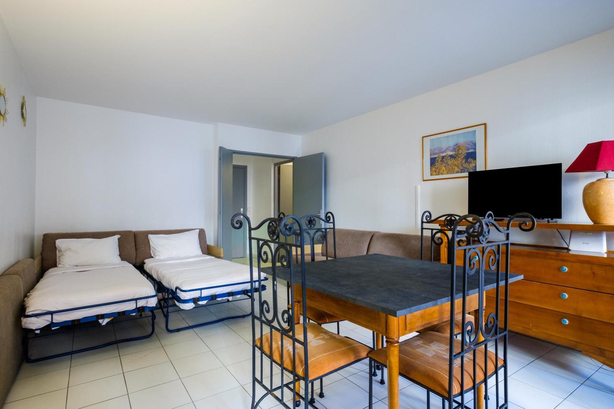 Residhotel Villa Maupassant Кан Екстериор снимка