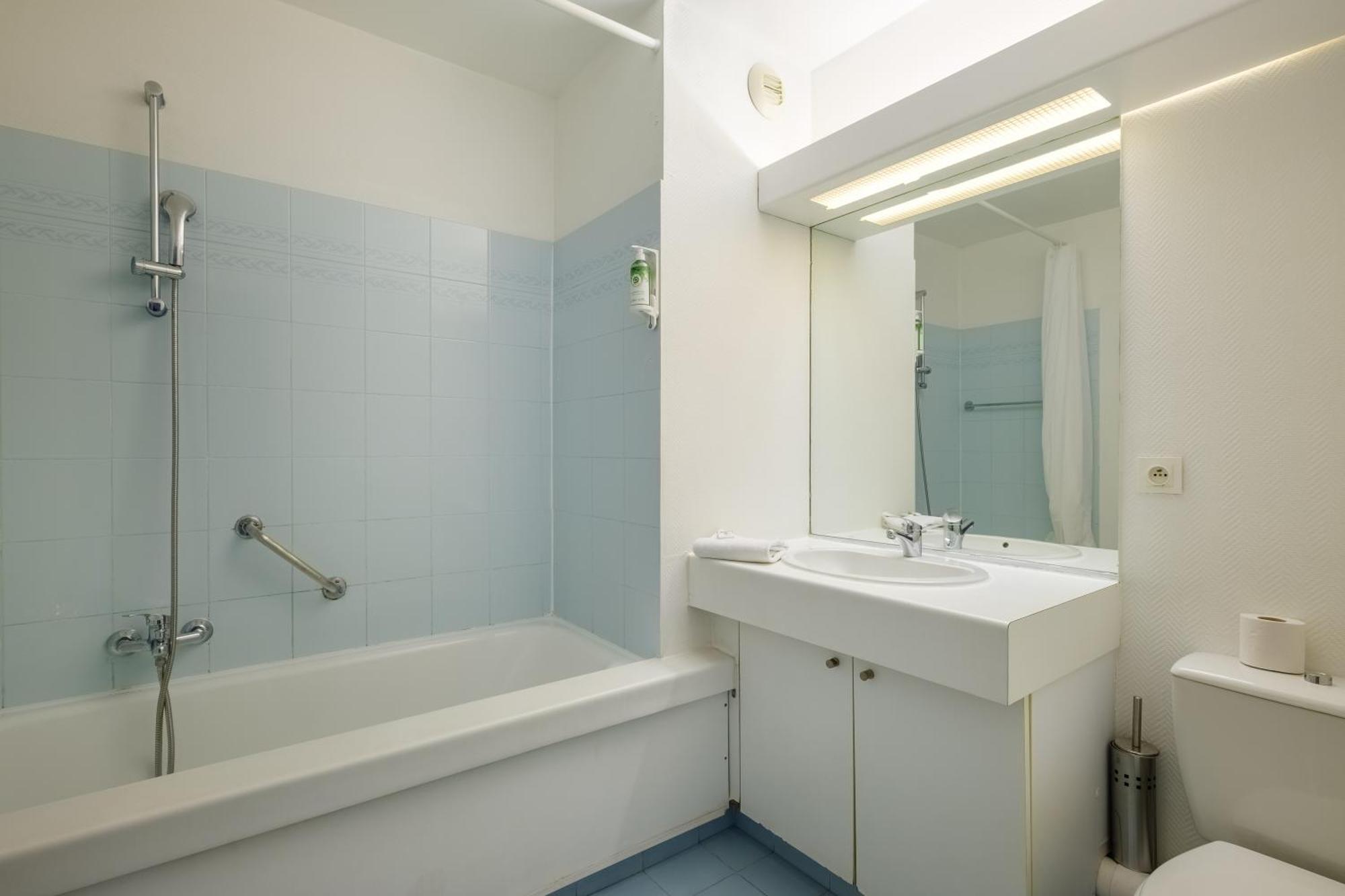 Residhotel Villa Maupassant Кан Екстериор снимка