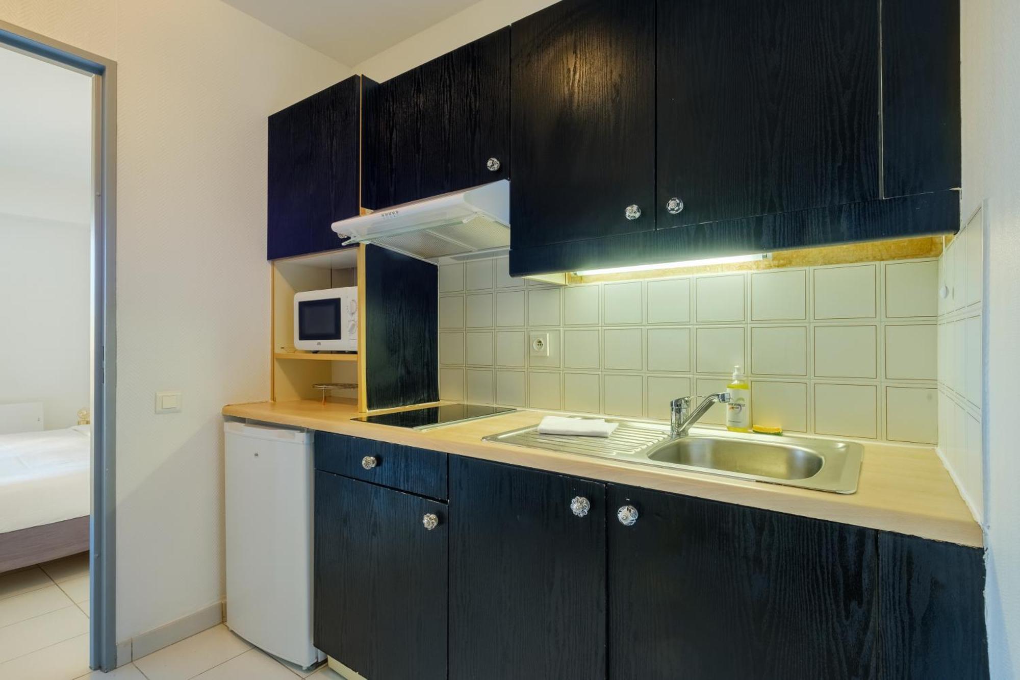 Residhotel Villa Maupassant Кан Екстериор снимка