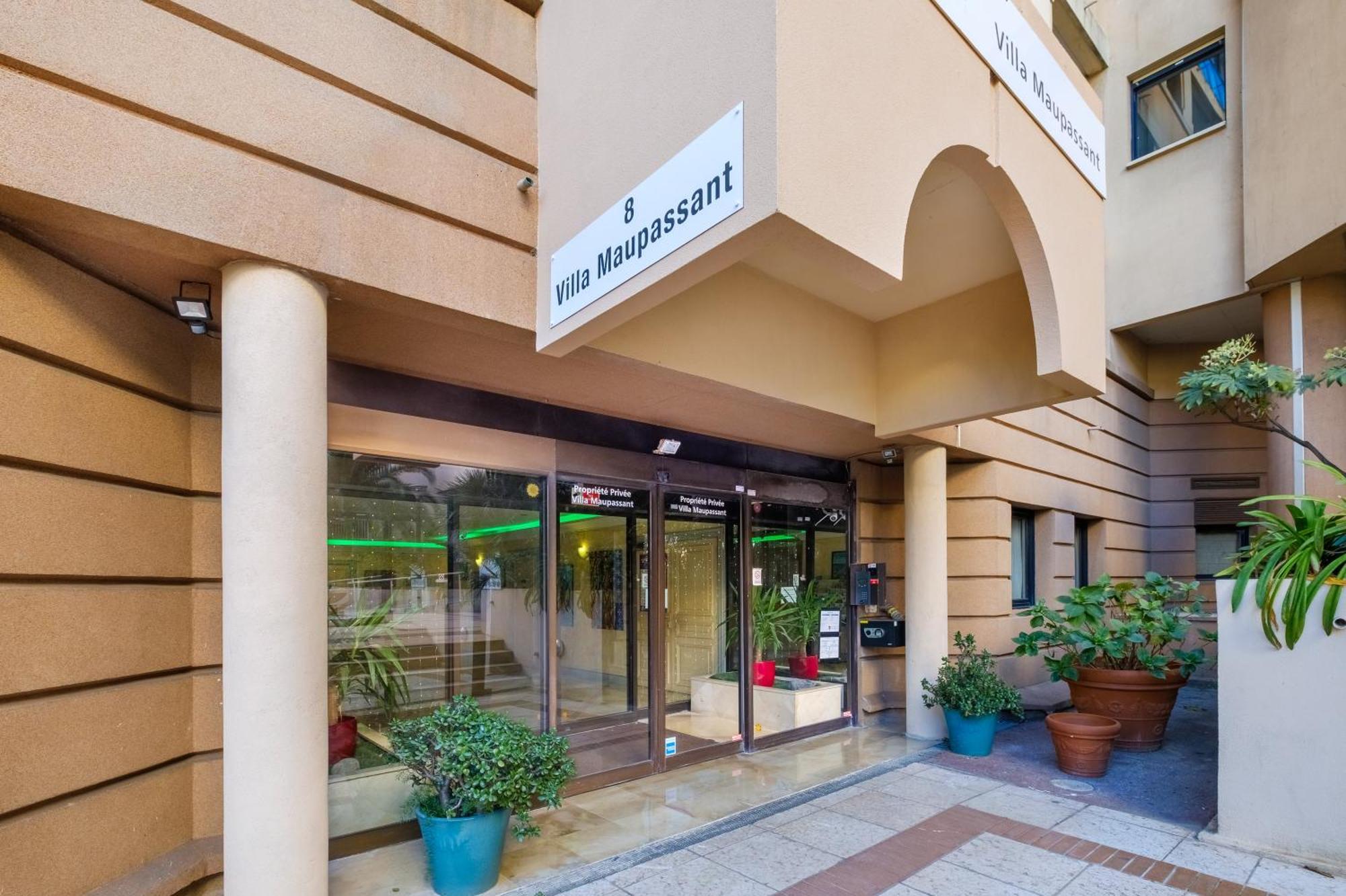 Residhotel Villa Maupassant Кан Екстериор снимка